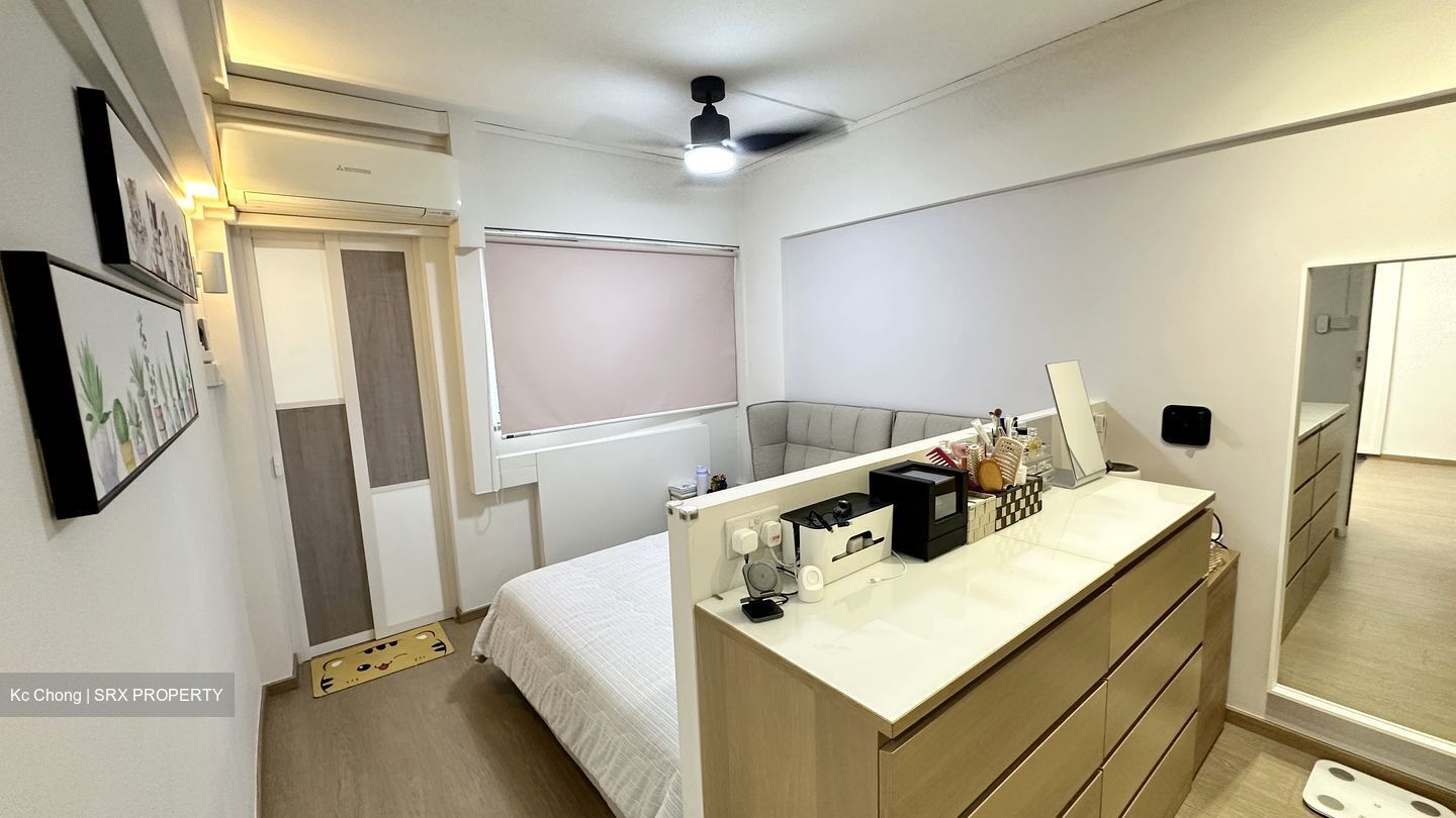 Blk 315 Jurong East Street 32 (Jurong East), HDB 3 Rooms #572643861